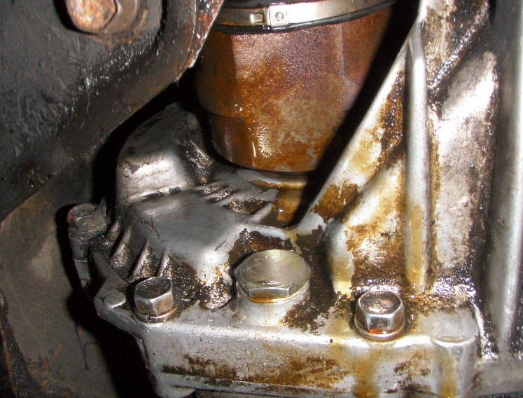 HELP FWD Leaking issue passenger side axle at differential